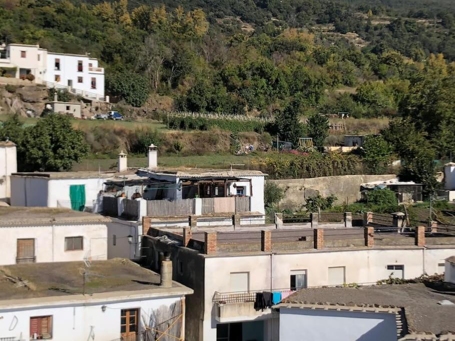 La Casa Rural De Paco Y Ana Pitres Exteriör bild